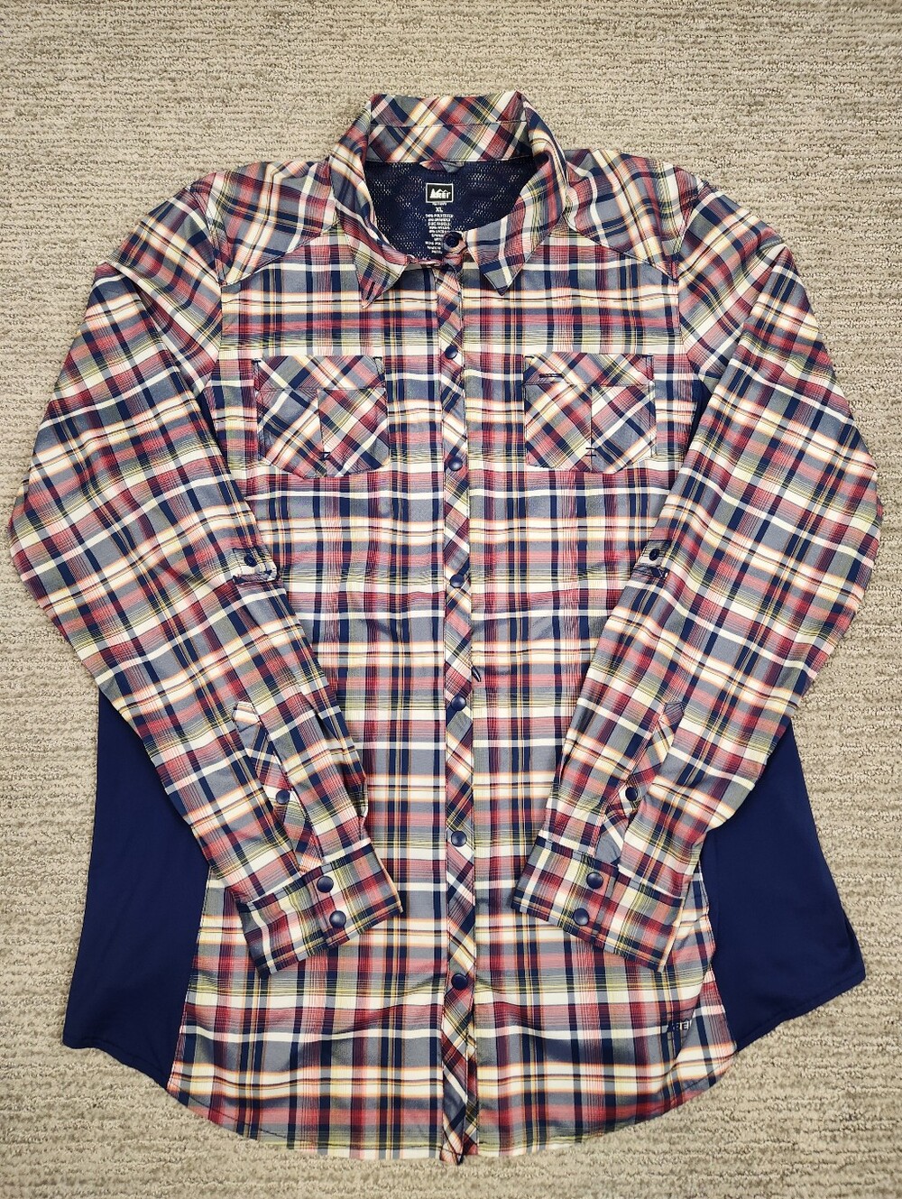 REI Nylon Snap Front Roll Tab Shirt Womens XL Plaid Navy Red Hiking Stretch Vent